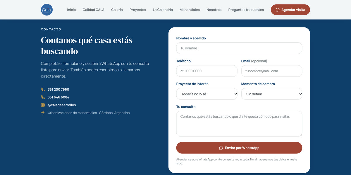 Formulario de contacto de CALA que abre WhatsApp con la consulta